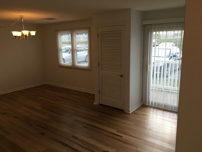 450 Somerset Ave unit 601, Taunton, MA 02780 - photo 7