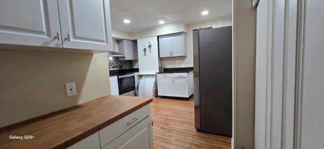 2229 Capouse Ave, Scranton, PA 18509 - photo 3