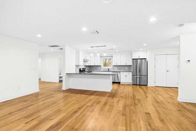 71 Saint Marys Place unit A, Nutley, NJ 07110 - photo 4