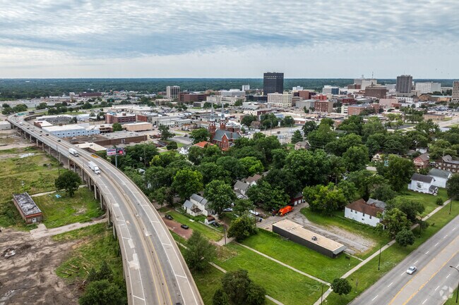 Elmhurst is just 5 minutes from downtown Topeka and Highway 70.