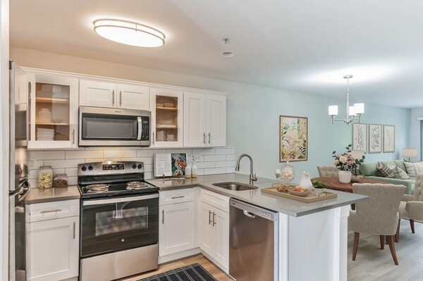 Eagle Rock Apartments & Townhomes at Rensselaer, Rensselaer, NY 12144 - photo 2