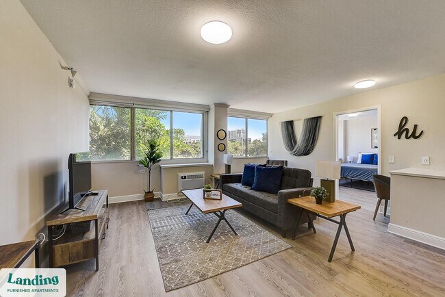 305 Dr M L K Jr St S unit 222, Saint Petersburg, FL 33705 - photo 3