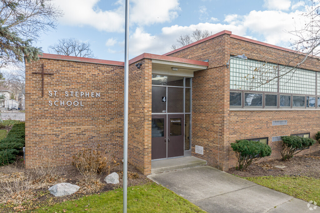 St. Stephen School is a private school located in Grand Rapids, Michigan.
