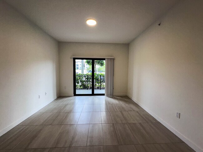 20621 NW 7th Ct unit A1, Miami, FL 33169 - photo 3