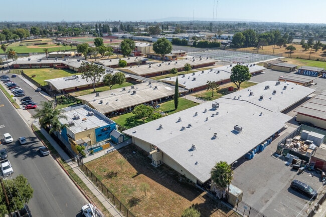 Dominguez High School