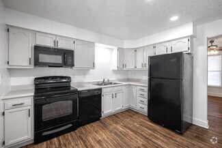 145 Lois Ln, Morehead, KY 40351