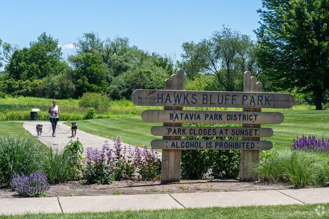 Hawk's Bluff Park is perfect for that afternoon walk.