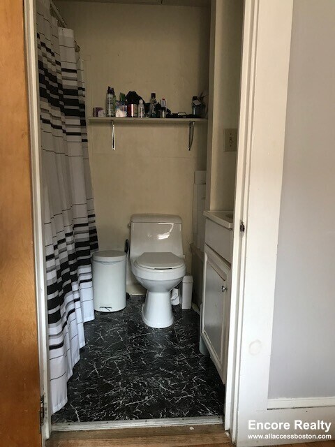 4 Watson St Unit 8T, Cambridge, MA 02139