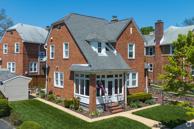 A well-manicured brick townhome in Wilmington's Union Park Gardens.