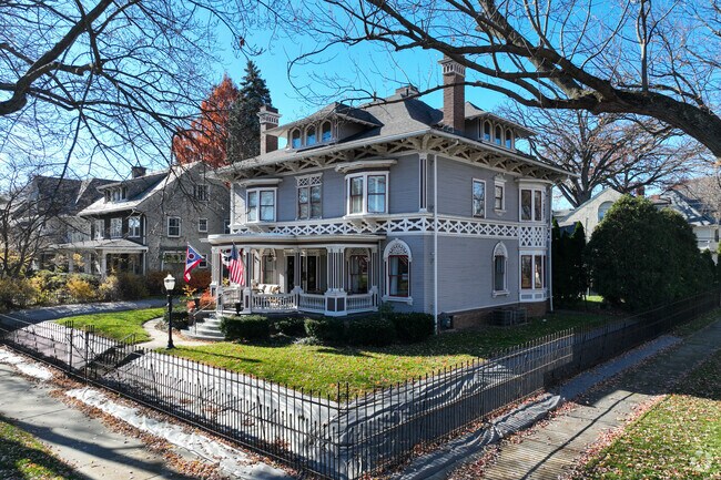 Well maintained homes can be found in Downtown Toledo in the Old West End.
