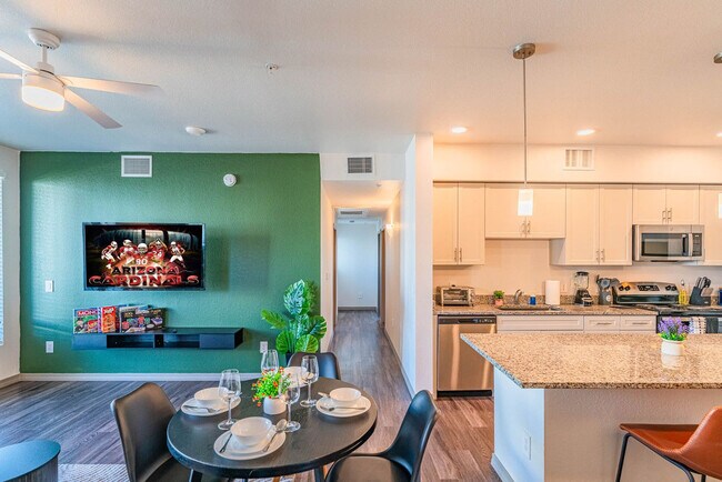 9600 W Georgia Ave unit ID1369236P, Glendale, AZ 85305 - photo 6