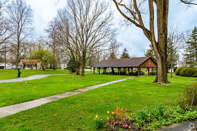 Richwood Lake Park in Marysville, Ohio, features walking trails, a playground, a shelter and more.