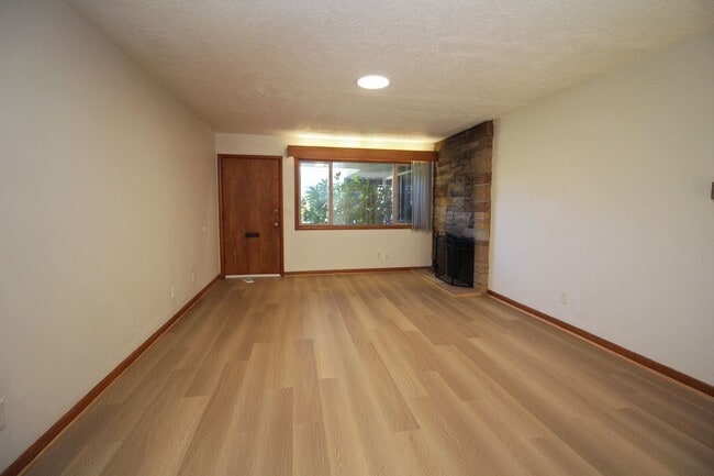 3200-3236 SW Marigold St unit 3218, Portland, OR 97219 - photo 3
