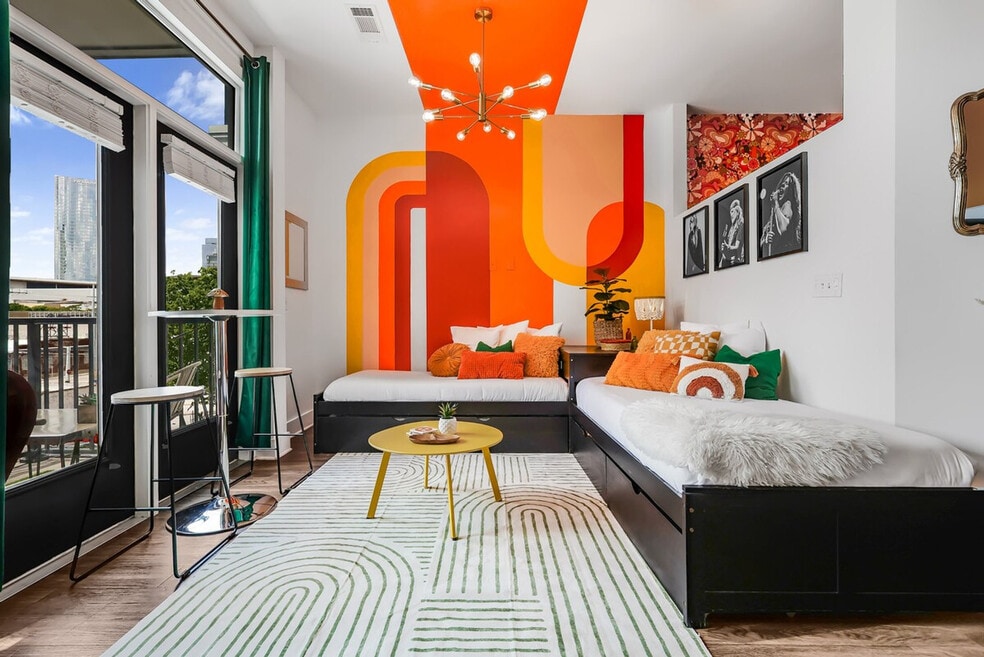 401 Korean Veterans Blvd unit ID1351411P, Nashville, TN 37201 - photo 1