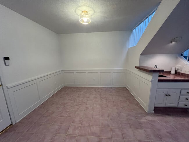 227 Santa Rosa Ct, Laguna Beach, CA 92651 - photo 7