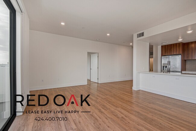 5727 La Mirada Ave unit 307, Los Angeles, CA 90038 - photo 6