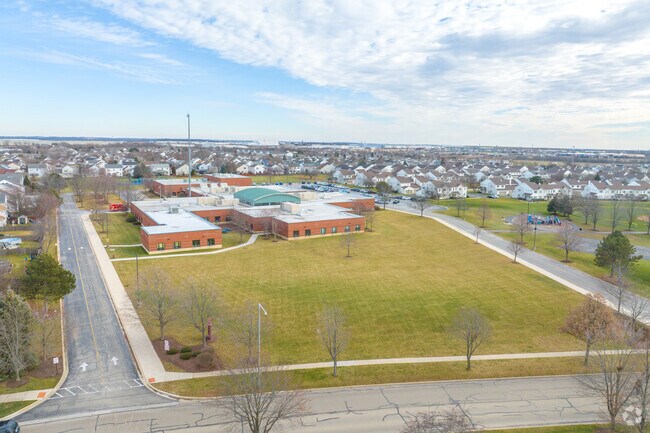 Educational opportunities abound at Kenneth L Hermansen Elementary School.