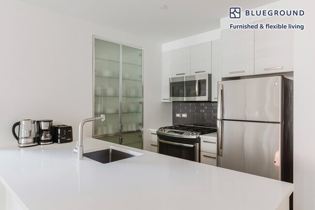 501 E 74th St unit FL10-ID1595, New York, NY 10021 - photo 6