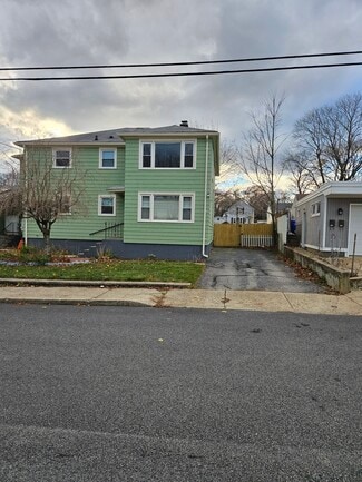 236 Andrews Ave Unit B, West Warwick, RI 02893