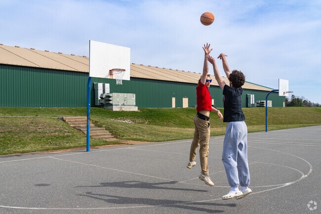 Perfect your jump shot in Marshallton at Delcastle Recreational Park.