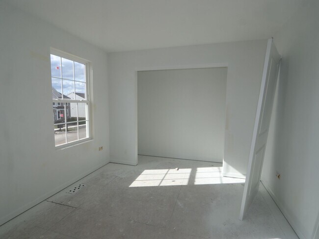 308 Monica Ln, Oswego, IL 60543 - photo 5