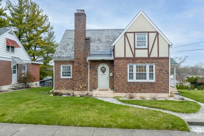 A wide variety of architectural styles can be found in Allen Township.