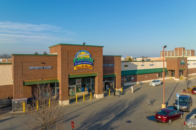 Dearborn Fresh Supermarket is a local grocer in Levagood-Clark, Dearborn Heights, MI.