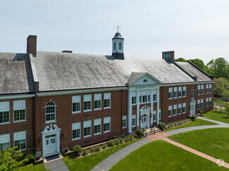 Amagansett School