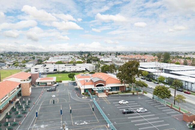 An overview of St. James Elementary School in West Torrance, CA.