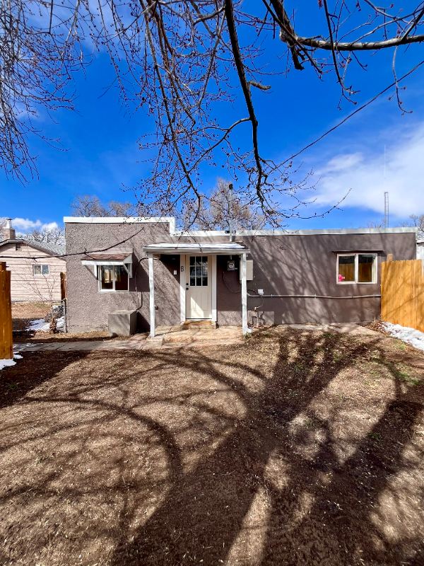 517 Yuma St, Colorado Springs, CO 80909
