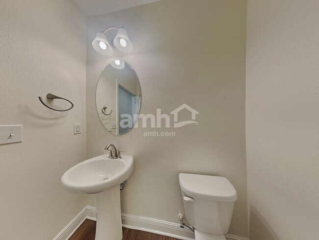 7916 Stumble Journey Ln, Tampa, FL 33619 - photo 6