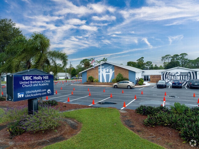 Ubic Academy is a private school located in Holly Hill, Florida.