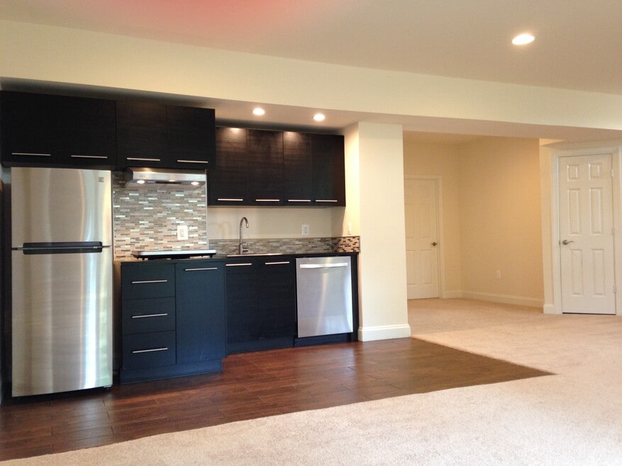 21215 Fairhunt Dr unit Single Home Basement, Ashburn, VA 20148 - photo 1