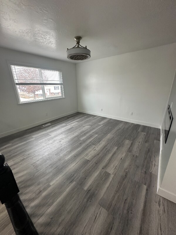 6568 S 5180 W, West Jordan, UT 84081 - photo 5