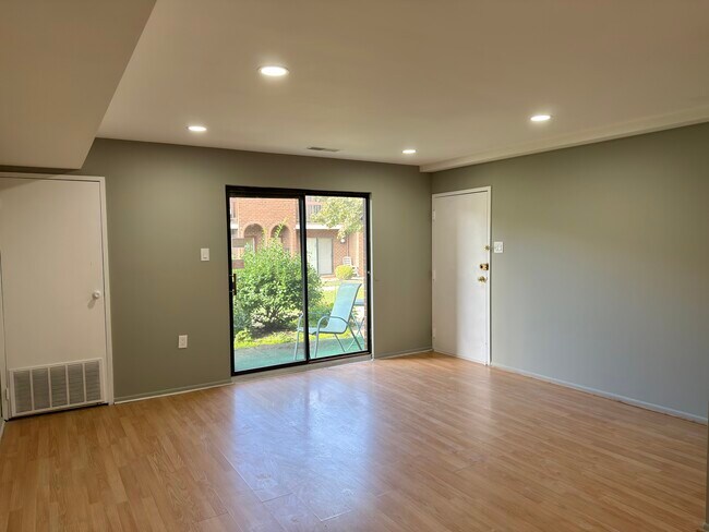 9926 Haldeman Ave unit 111A, Philadelphia, PA 19115 - photo 2