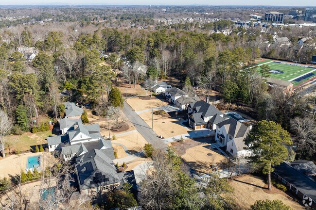 Families appreciate the ample space, mature trees, easy walkability of Mount Vernon Woods’ residential streets.