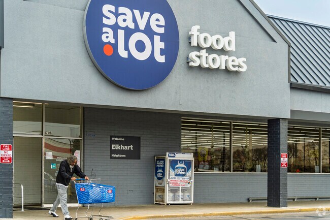 Save a Lot is great for South Shore-Bridge Street locals to pick up last-minute items.