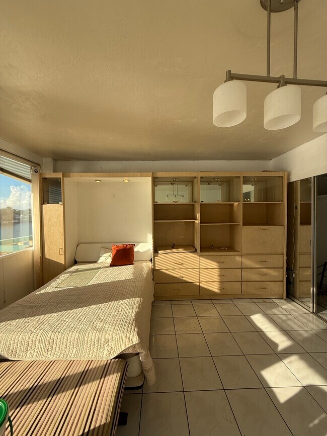 Gardens on the Bay unit 226, Miami Beach, FL 33141 - photo 2