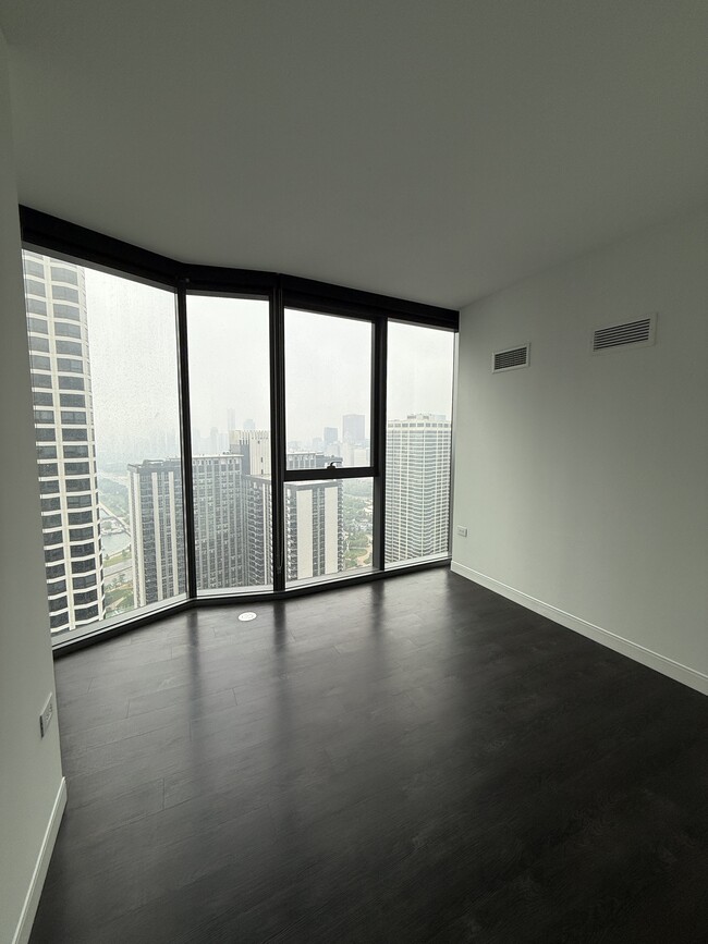 The Chandler Condominiums unit 1706, Chicago, IL 60601 - photo 4