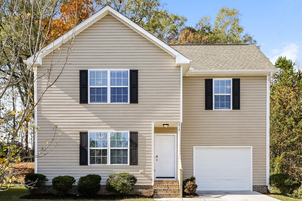 616 Herman Gist Rd, Greensboro, NC 27401 - photo 1