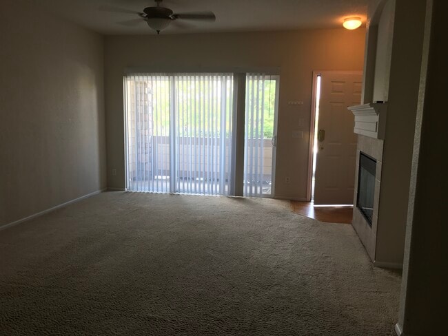 22920 E Roxbury Dr, Aurora, CO 80016 - photo 3