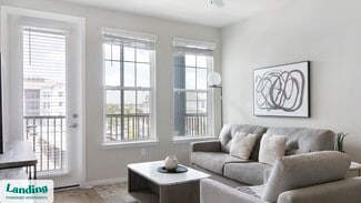 4902 Cosmos Cir Unit 303.1410422, Wimauma, FL 33598