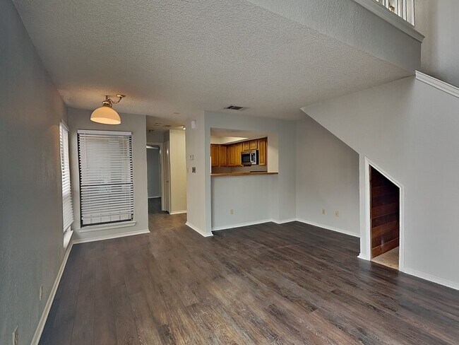 2309 Balsam Dr unit K213, Arlington, TX 76006 - photo 3