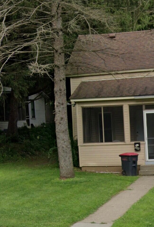 820 West Ave, Red Wing, MN 55066