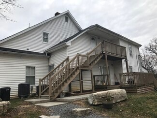 148 River St Unit 1, Marion, VA 24354