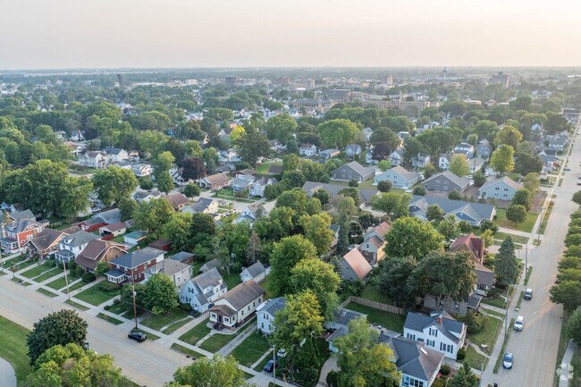 Menominee North, a neighborhood in Oshkosh, WI, is a great place to call home.