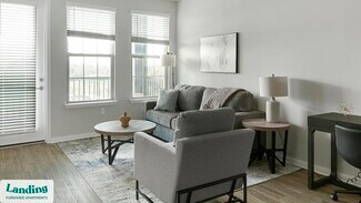 4902 Cosmos Cir Unit 308, Wimauma, FL 33598