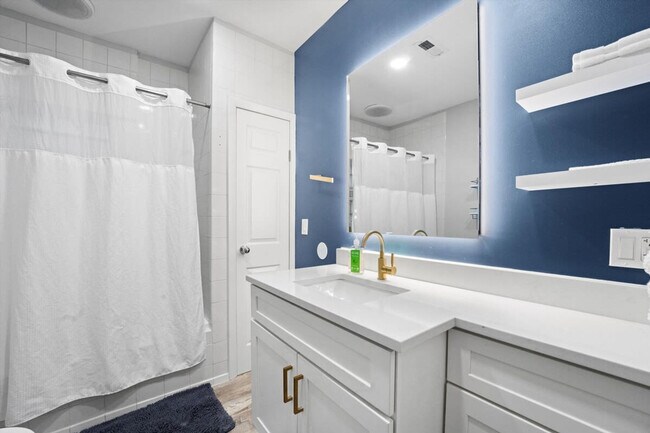 1408 W Ohio St unit ID1244919P, Chicago, IL 60642 - photo 3