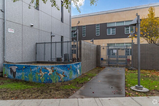 La Escuelita Elementary School is located in Oakland, California.