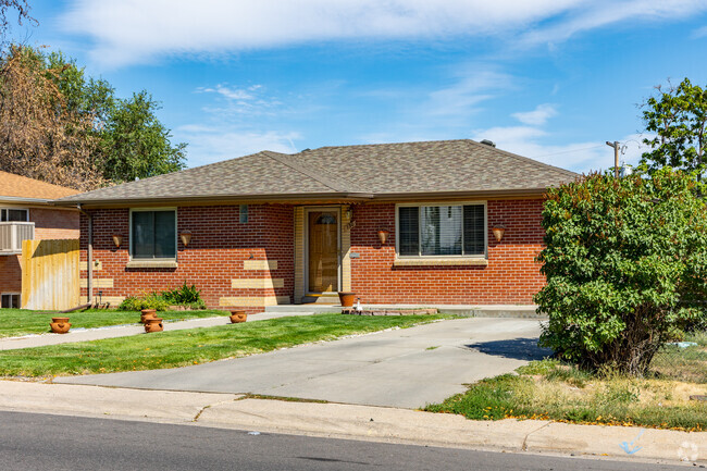 Mid-century ranch homes are quite common in Barnum.